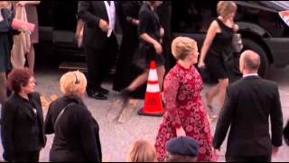 Oscars Equal Fashion for Joan and Melissa Rivers [upl. by Jed]