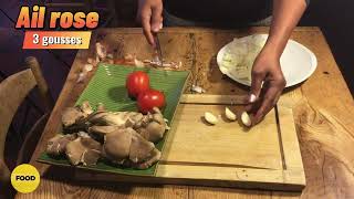 Poulet En Sauce Aux Champignons  Food For Life Cooking Malgache Food [upl. by Eeralih]