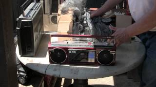 Aiwa CS200 CS230 CS210 CS200U Comparison Mini Boombox Unboxing Linein Mp3 Aux CD Versus Review [upl. by Cesaria]