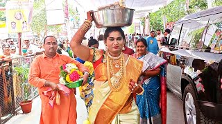 Jogini Shyamala Grand Entry at Balkampet Yellamma Kalyanam  Balkampet Bonalu 2022  Shyamala Bonam [upl. by Lekim]