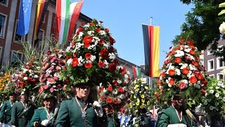 Schützenfest Neuss 2024  Aufmarsch der Hönesse [upl. by Ahsetel]