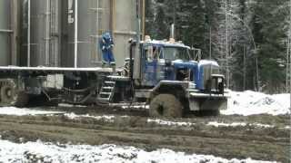 Tandem Axle Truck Tracks  Right Track Systems Int [upl. by Hoffman]