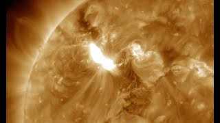 What Causes a Solar Flare [upl. by Arihsay358]