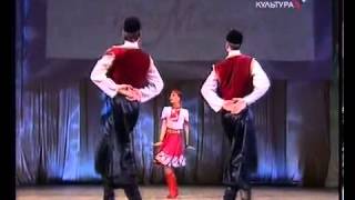 Tatarochka Igor Moiseev Ballet Татарочка ансИгоря Моисеева [upl. by Kalasky]