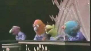 Classic Sesame Street  Cab Calloway sings quotHi De Ho Manquot [upl. by Orelie345]