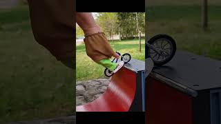 Freds Finger Bike Tricks fingerlife miniaturelife miniature fingerbike minibike fingerstyle [upl. by Nordine]