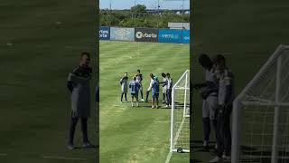 Primeiras movimentações de Marchesin com a camisa do Grêmio [upl. by Carlick82]