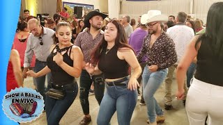 Bailando Los Corraleros del Sur con Las Hermanitas de la Loma Estefany y Karen  Reventon Ranchero [upl. by Connett525]