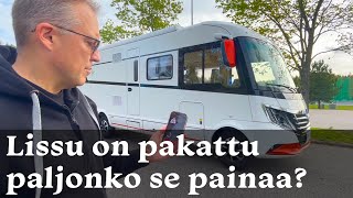 Lähtövalmistelut amp autonpakkaus paljonko auto painaa [upl. by Rinee]