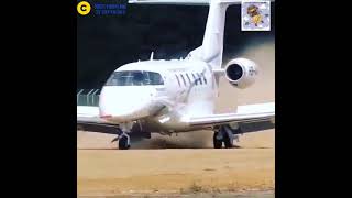 Pilatus PC24 Landing on sand runwayShortspilatusDOGFLYINGPLANETVPC24AVIATIONPRIVATEJET [upl. by Euh]