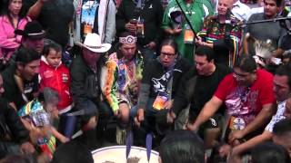 Horsetail singing honor song for Curtis and Ferlin Assiniboine in Winnipeg September 2014 [upl. by Aynna]