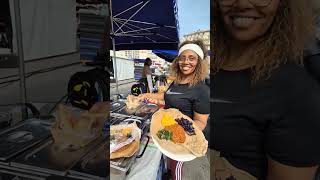 Marseille marché du dimanche VieuxPort 👍👌💝 Venez goûter les divers plats 😋😋😋 [upl. by Nnarefinnej]