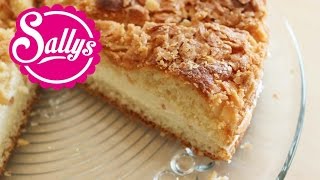 Sallys Classics Bienenstich Rezept  Bee Sting Cake  Sallys Welt [upl. by Ahcsat753]