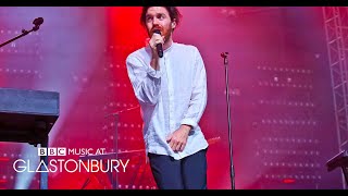 Chet Faker live t Glastonbury 2015 26 Jun [upl. by Trish103]