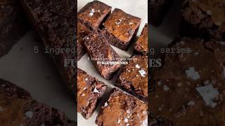 Easy 5 ingredient brownies browniesviral brownies brownedbutter recipe foryou fyp food [upl. by Lonny]