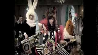 KYARY PAMYU PAMYU  fashion monster sub español [upl. by Ijies]