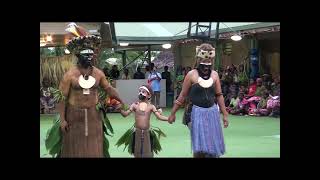 Lihir International Primary School  explaining Central Engan costume [upl. by Ahsieket989]