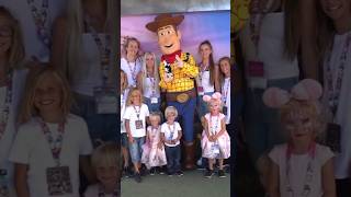 Disney character Hits Mom😱😳 momof10 whiteshirtfamily disney [upl. by Naehs632]