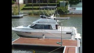 Bayliner 2556 [upl. by Ynehteb]