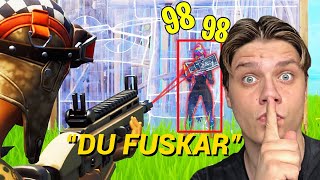 Trollar min FLICKVÄN MED AIMBOT i Fortnite [upl. by Ginzburg]