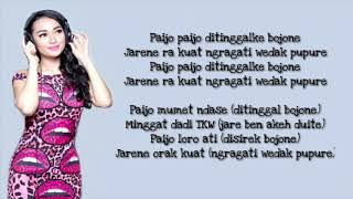 Zaskia Gotik  Paijo quotLIRIKquot Feat RPH amp Donall [upl. by Pacificia]