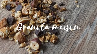 Granola maison  amandes noisettes et chocolat [upl. by Bertilla]