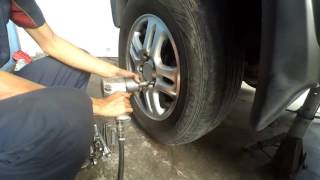 Honda CRV 2003 Front shock absorber replacement [upl. by Sanfourd]