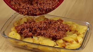 Just pour the beef mince over the potatoes Easy and delicious recipe [upl. by Notsirk638]