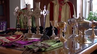 Objets et Vètements liturgiques [upl. by Etak197]