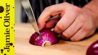 How To  chop an onion with Jamie Olivers mate Pete [upl. by Eilsel278]