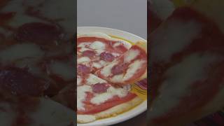 Pizza allo yogurt greco shorts pizza 2ingredienti [upl. by Araiet]