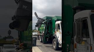 Fast Garbage Truck Slamming Recycle♻️youtube shorts youtubeshorts ytshorts trending ytshorts [upl. by Elokyn]