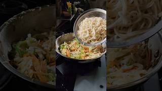 VEG HAKKA NOODLES 🍜  Spicy and Tasty 😋 food shorts [upl. by Francisco]