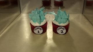 How to Make Thing 1 amp Thing 2 Cupcakes Dr Seuss [upl. by Isbel]