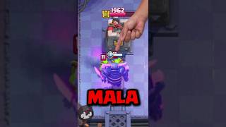 ¿LA PEKKA EVOLUCIONADA ES MALA [upl. by Lotty]