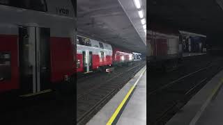 Arrivée de deux SBahn Wien Mitte [upl. by Nicram]