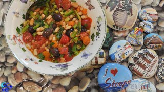 Spring Salad with boiled White Beans in Tomato Sauce aka Fasolada  Ανοιξιάτικη Σαλάτα με Φασολάδα [upl. by Yznel]