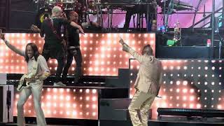 Shining Star Earth Wind amp Fire Live in Holmdel NJ 2024 [upl. by Yelyab]