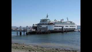 Chelan ferry leaving Sidney [upl. by Bozuwa]