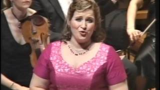 2005 Anita Watson soprano opera singer in the Finals of the Australian Singing Competition [upl. by Telracs]