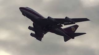 Qatari Royal Familys private 747 [upl. by Ayyidas]