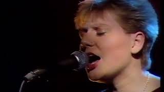 Cocteau Twins  The Spangle Maker  Pearly Dewdrops Drops  Live 1984 [upl. by Chuck]