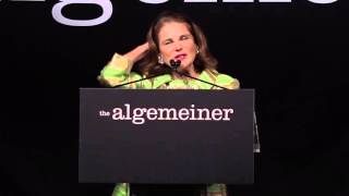 Algemeiner JEWISH 100 Gala 2016 Broadway star Tovah Feldshuh accepts Voice for Humanity Award [upl. by Adev]