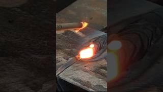 Welding beginners must know this trick stickwelding weldingtechnique weld shorts [upl. by Assel]