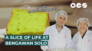 Over 1000 Pandan Chiffon Cakes Handmade Daily in Singapore 💪  A Slice Of Life At Bengawan Solo [upl. by Buchheim847]