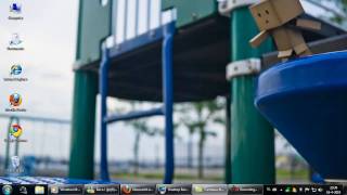 Danboard Danbo The Boxman  Windows 7 Theme HD [upl. by Sterner]