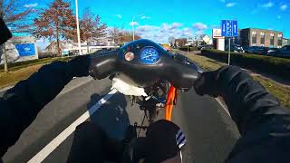 Pov Piaggio Zip 172cc ride  wheelies [upl. by Barncard341]