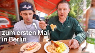 Amerikaner isst zum ersten Mal deutsches Essen in Berlin 🇩🇪 [upl. by Rahr649]