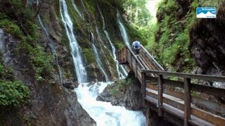 Wandern in Bayern Wimbachklamm Ramsau im Nationalpark Berchtesgaden Oberbayern Deutschland [upl. by Ojillib]