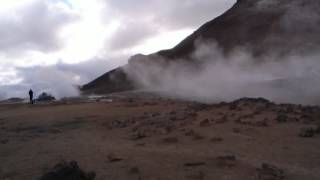 Fumarolas en Hverir Islandia [upl. by Atilrac]